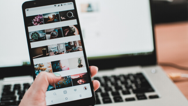 Celular instagram notebook