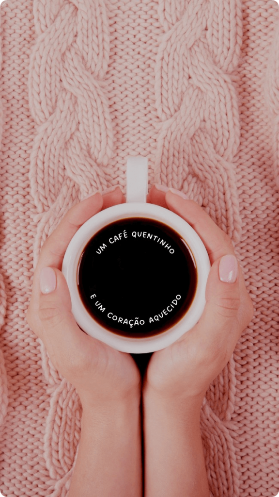 xicara de cafe com mensagem
