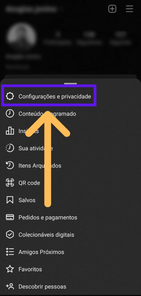 Menu do Instagram com indicativos na opção configurações e privacidade