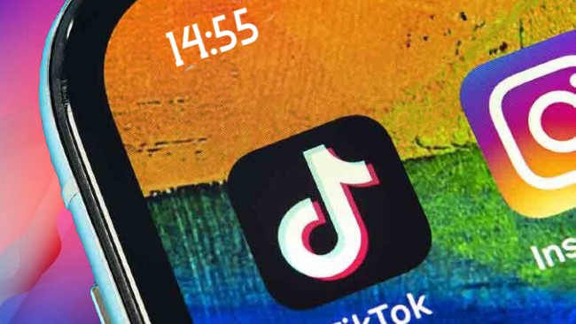 tela celular instagram e tiktok logo